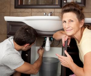 Why choose Emergency Leak Repair Solutions for emergency leak repair in Glendale